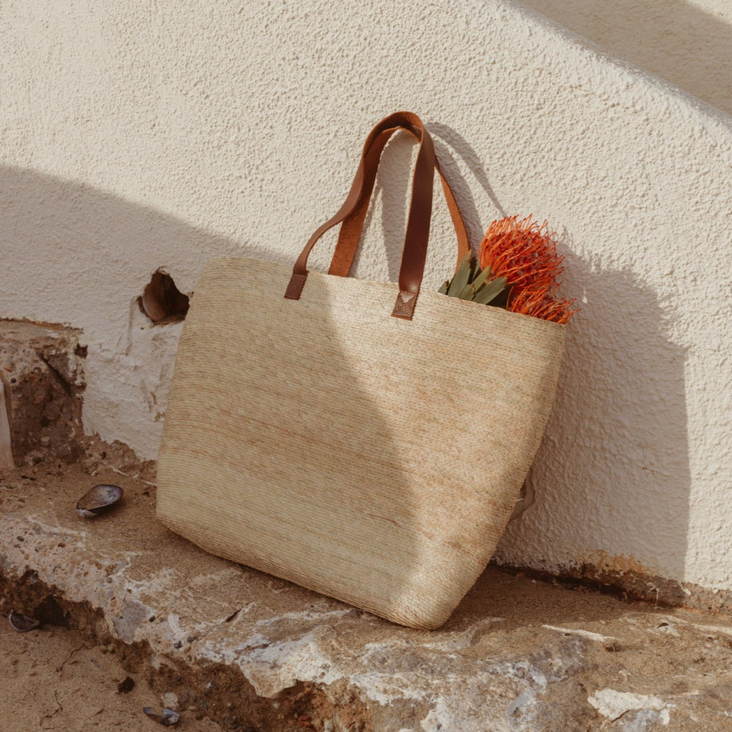 Harlow Straw Shoulder Bag