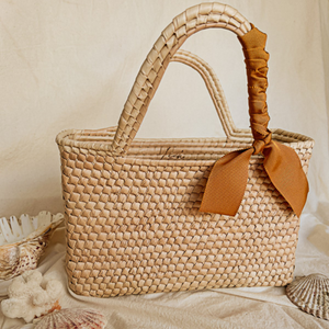 Meadow Straw Tote